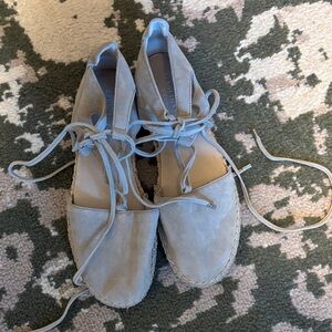 Kenneth Cole Light Gray Suede Espadrille Lace-Up Flats